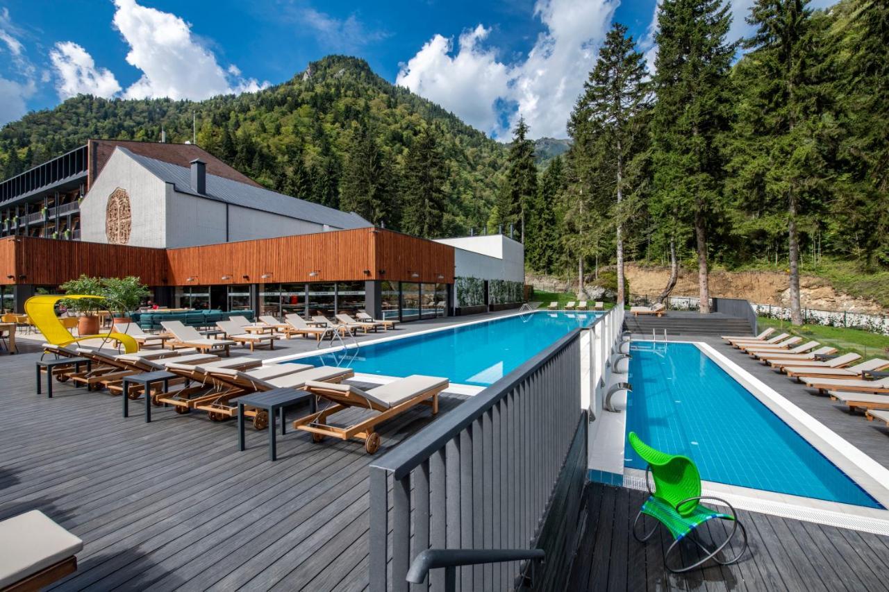 Hotel New Sairme Exteriér fotografie